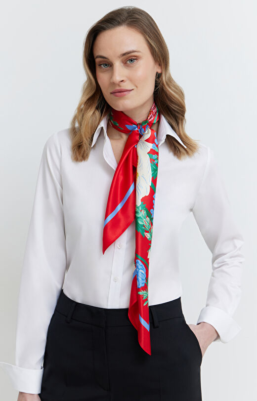 Jedwabna chusta w kwiaty