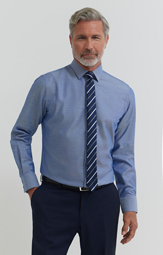 Koszula w diagonalny wzór