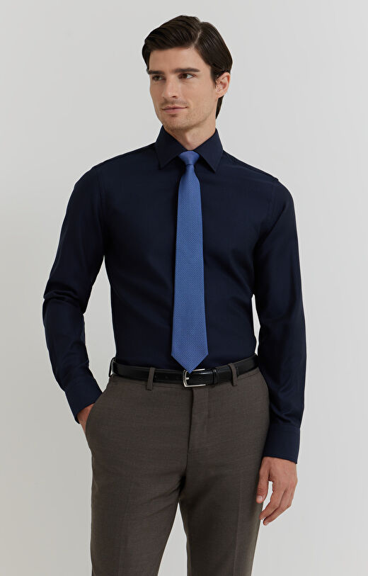 Koszula w diagonalny wzór