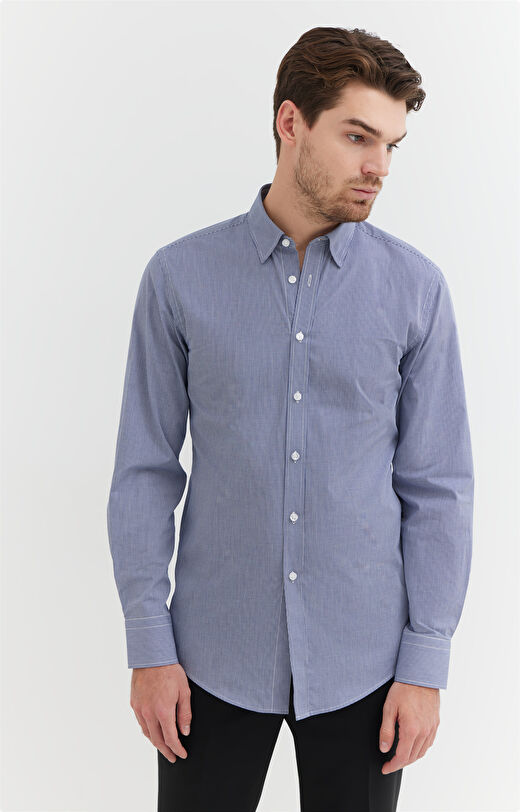 Koszula w drobną kratkę