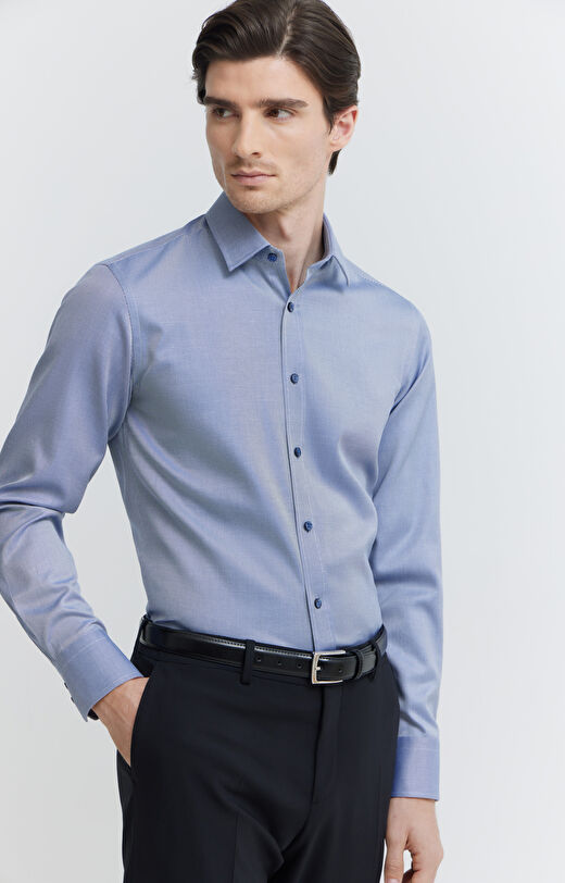 Koszula w diagonalny wzór