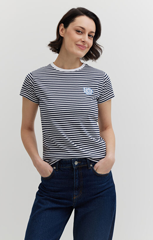 T-shirt w paski z merceryzowanej z haftem