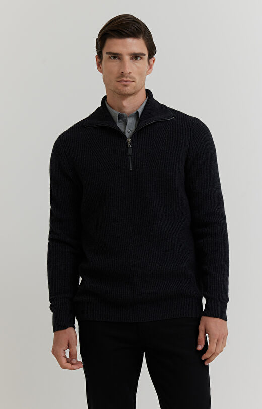 Sweter z golfem
