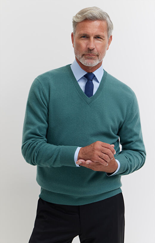 Wełniany sweter v-neck z kaszmirem