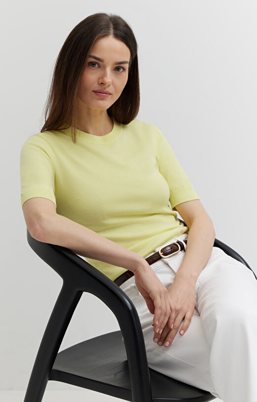 Gładki sweter z krótkim rękawem