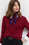 Sweter v-neck z merceryzowanej wełny merino