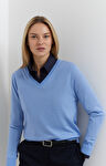 Sweter v-neck z wełny merino