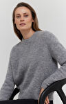 Sweter z wełną alpaki